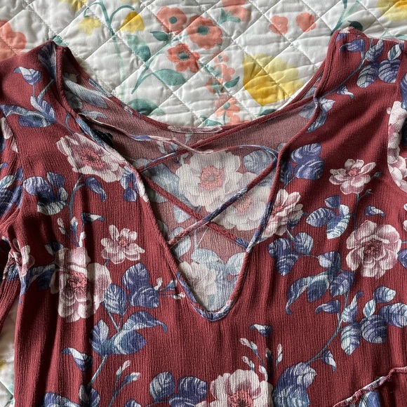 American Eagle S Blouse - Picture 4 of 4